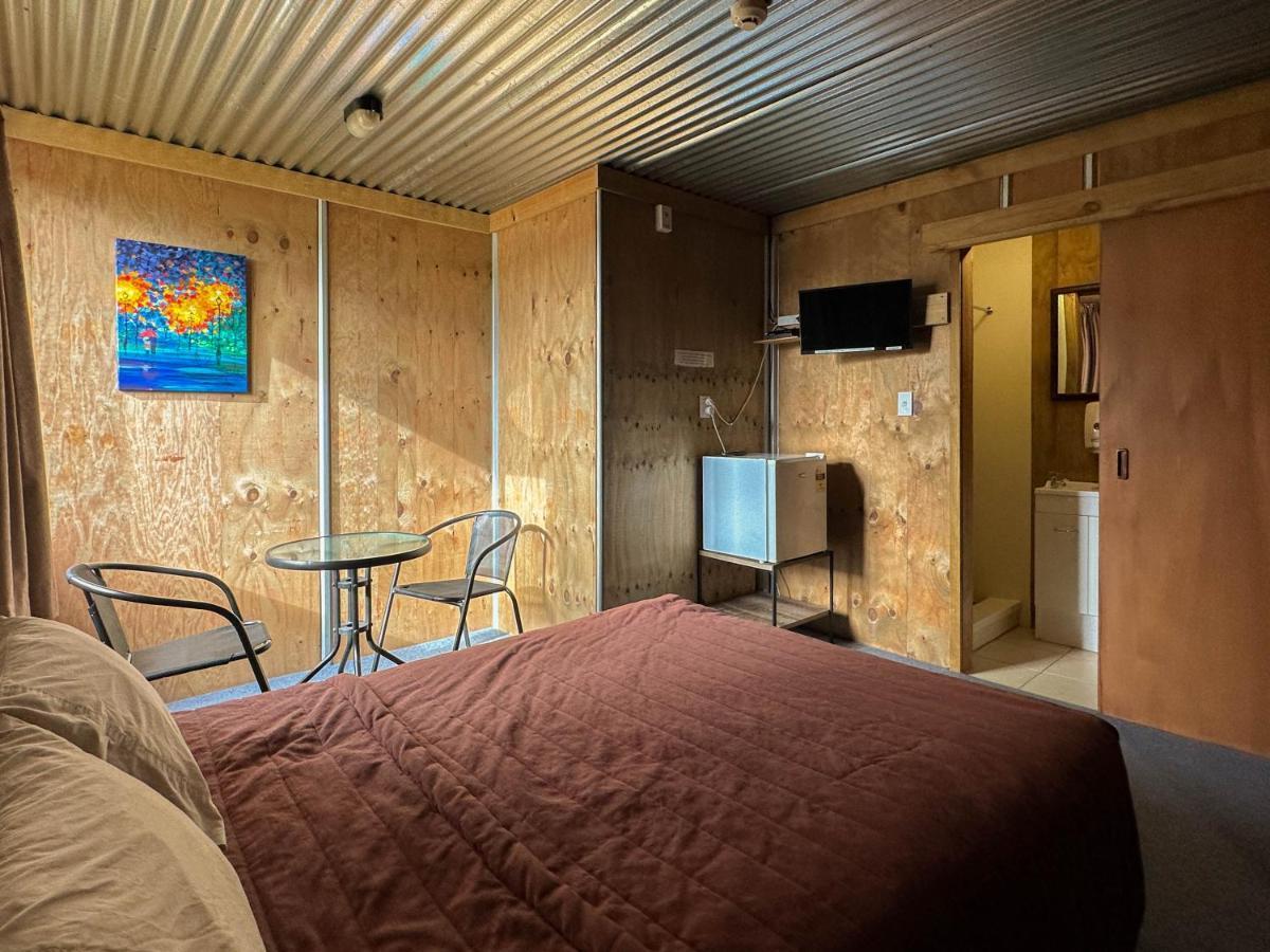 The Crossing Lodge & Backpackers Erua Exterior foto